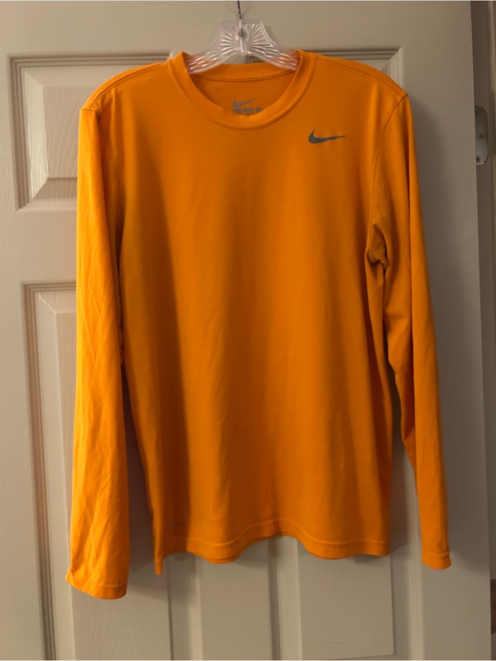 Nike Dri-FIT long sleeve Tee - Orange